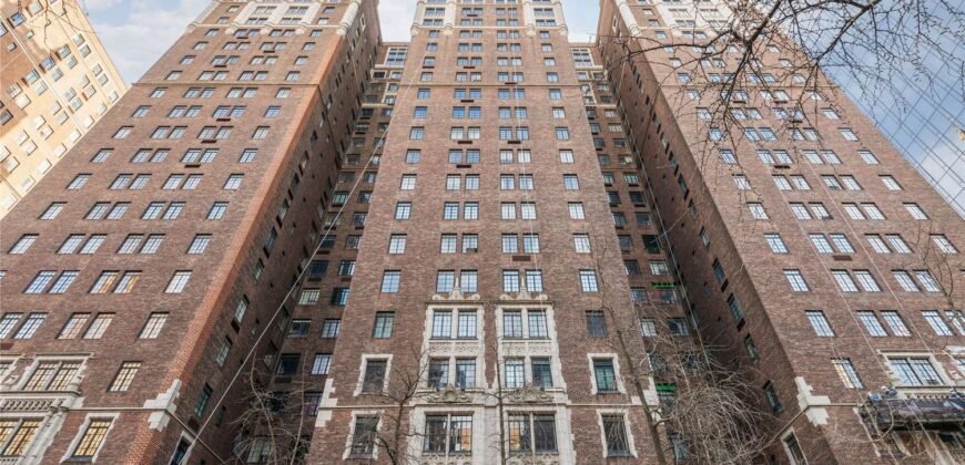 5 Tudor City Place, Unit 907, Murray Hill, Manhattan