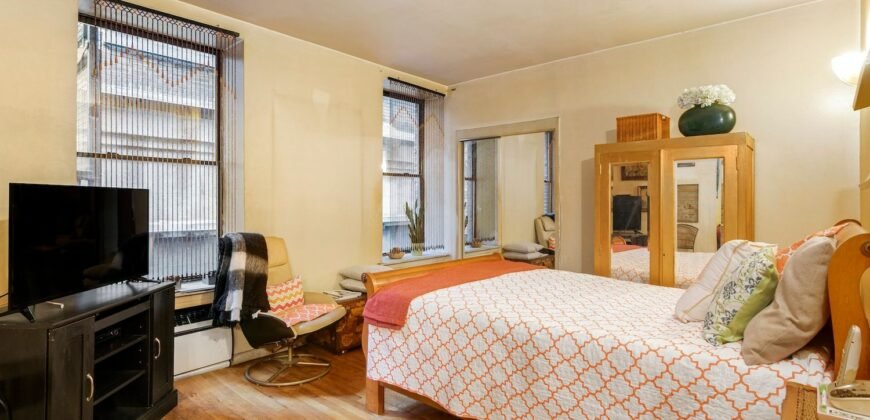 32 West 40th Street, Unit 4A, Manhattan, NY
