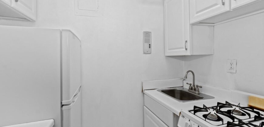 240 East 46th Street, Unit 10F, Midtown East, Manhattan, NY 10017