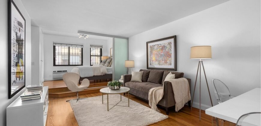 85 8th Avenue, Unit 1J, Chelsea, Manhattan, NY 10011