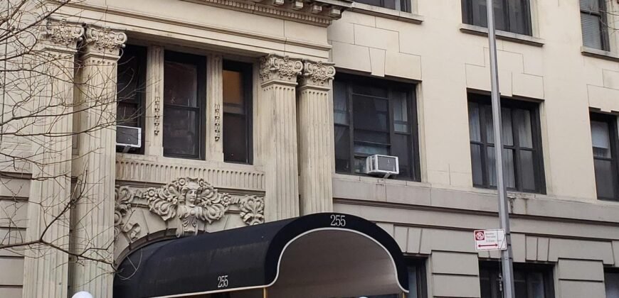 255 West 108th Street, Unit 7E, Manhattan, NY