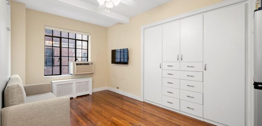 Studio à Venda em 25 Tudor City Place – Manhattan, Nova Iorque