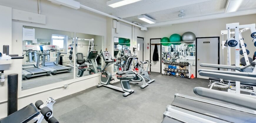 720 Fort Washington Avenue, Unit 5F, Hudson Heights, Manhattan, NY 10040