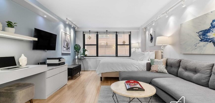 7 East 14th Street, Unit 303, Flatiron, Manhattan, NY 10003