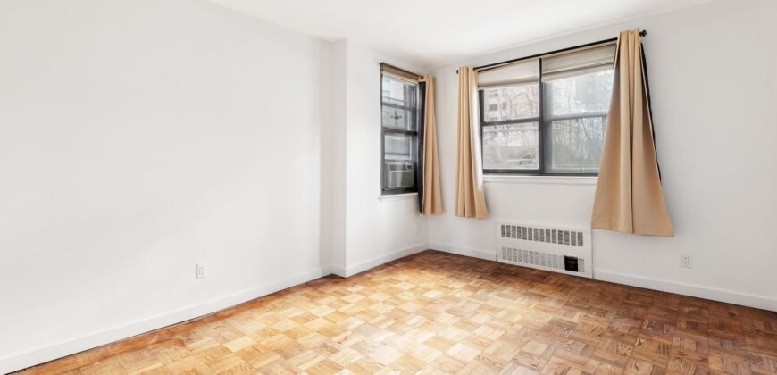 208 East 70th Street, Unit 1C, Upper East Side, Manhattan, NY 100