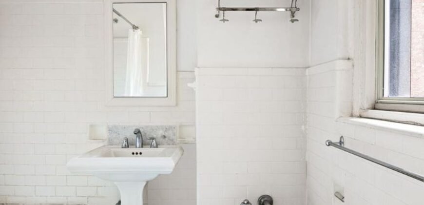 67 Park Avenue, Unit 11E, Murray Hill, Manhattan, NY 10016