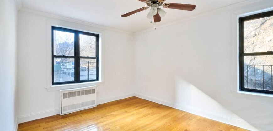 245 Bennett Avenue, Unit 4H, Manhattan, NY