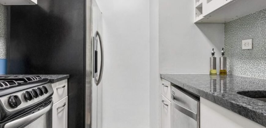 7 East 14th Street, Unit 303, Flatiron, Manhattan, NY 10003