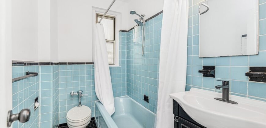 720 Fort Washington Avenue, Unit 5F, Hudson Heights, Manhattan, NY 10040