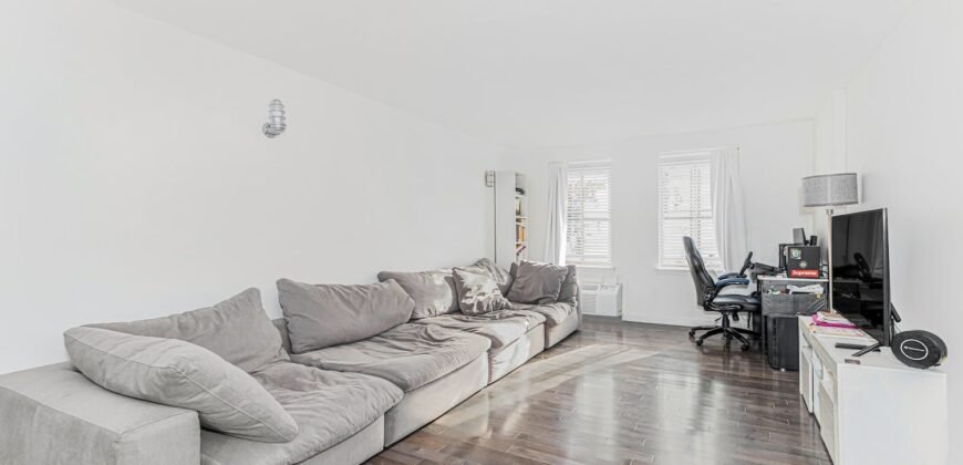 Apartamento de 1 Quarto à Venda em 29 Adrian Avenue – Manhattan, Nova Iorque