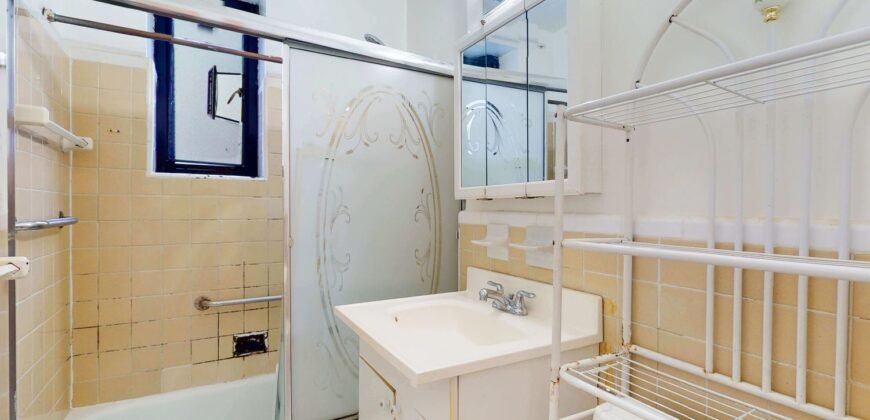 37 Nagle Avenue, Unit 4A, Manhattan, NY