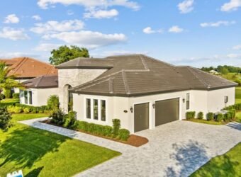 32100 Red Tail Blvd, Sorrento, FL 32776, USA