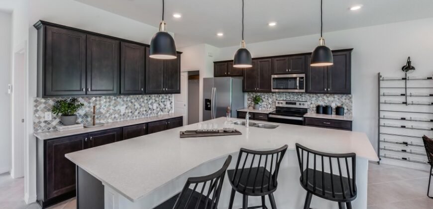 Casa de 3 Quartos à Venda em Petersburg Flórida