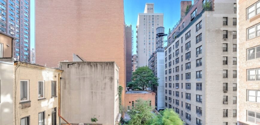 245 East 72nd Street, Unit 5G, Upper East Side, Manhattan, NY 10021