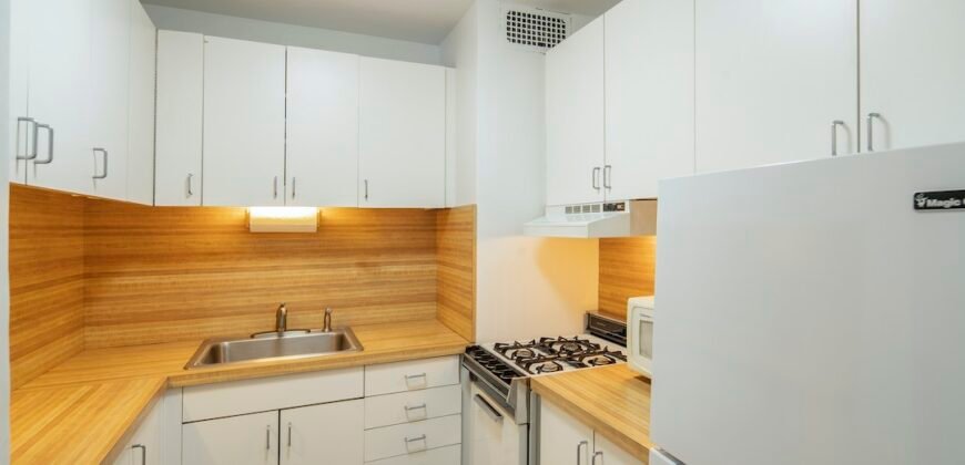 305 East 40th Street, Unit 2A, Manhattan, NY