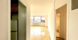 215 Park Row, Unit 10F, Civic Center, Manhattan, NY 10038