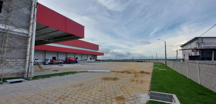 Centro de Distribuição com Câmara Fria e Depósito Seco de Alta Capacidade à Venda em Manaus