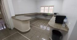 Mansão à Venda em Interlagos