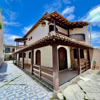 Casa à Venda na Ensaeada Azul – Guarapari