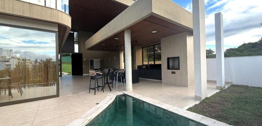 Casa à Venda na Praia da Bacutia – Guarapari