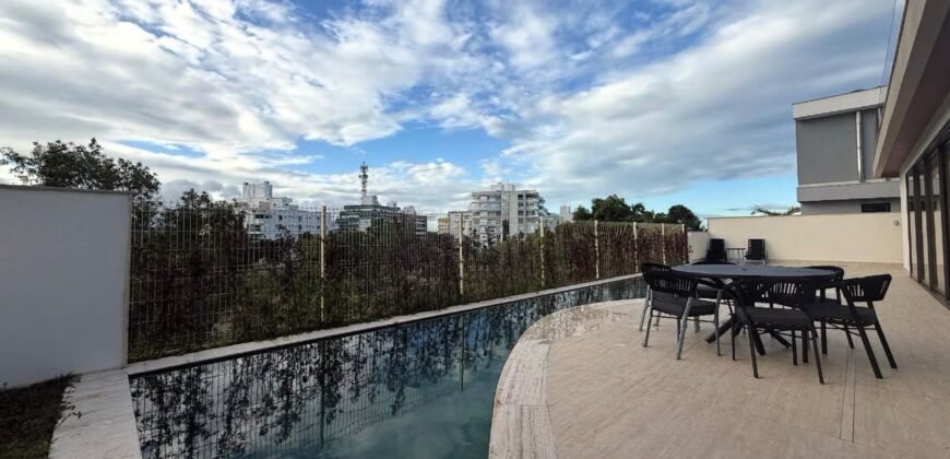 Casa à Venda na Praia da Bacutia – Guarapari