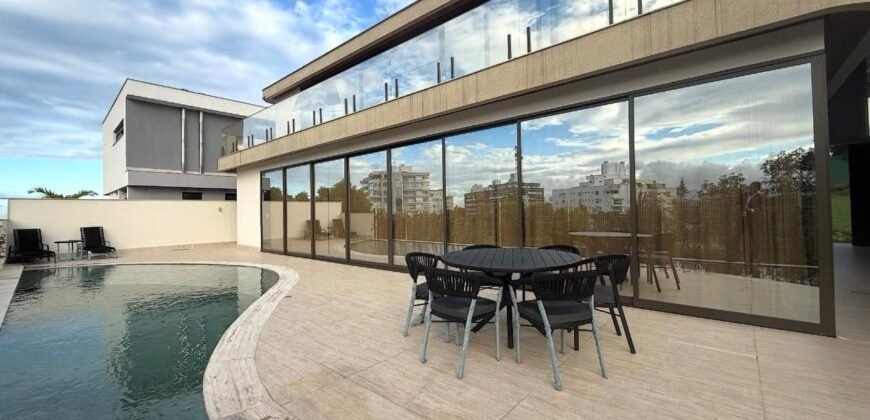 Casa à Venda na Praia da Bacutia – Guarapari