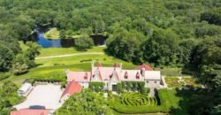 Casa de 8 Quartos à Venda em 1233 Rock Rimmon Rd – Stamford, Connecticut